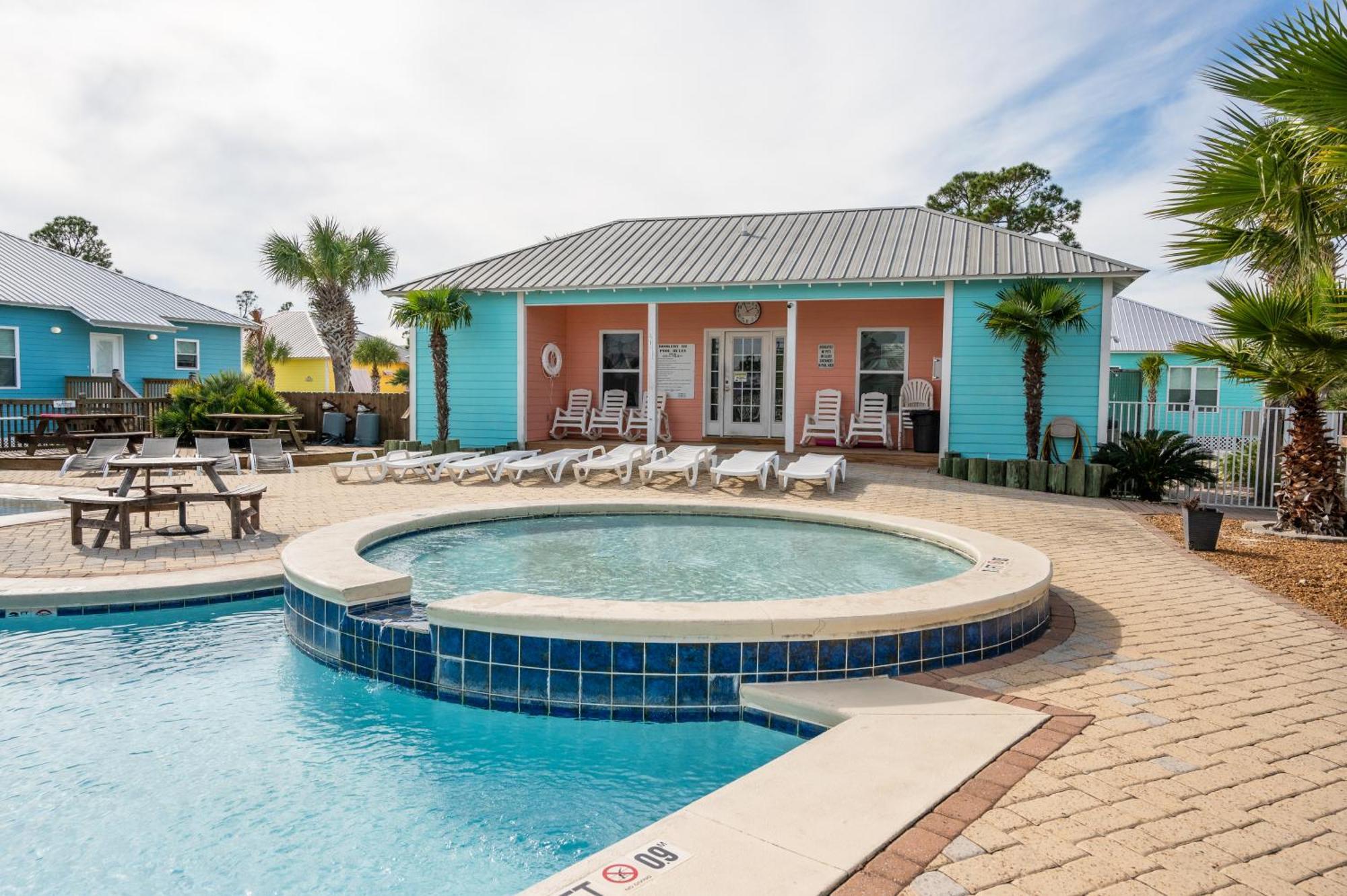 Cottage Beach House Steps From Beach 3 Bedroom 2 Bath Gulf Shores Exterior photo